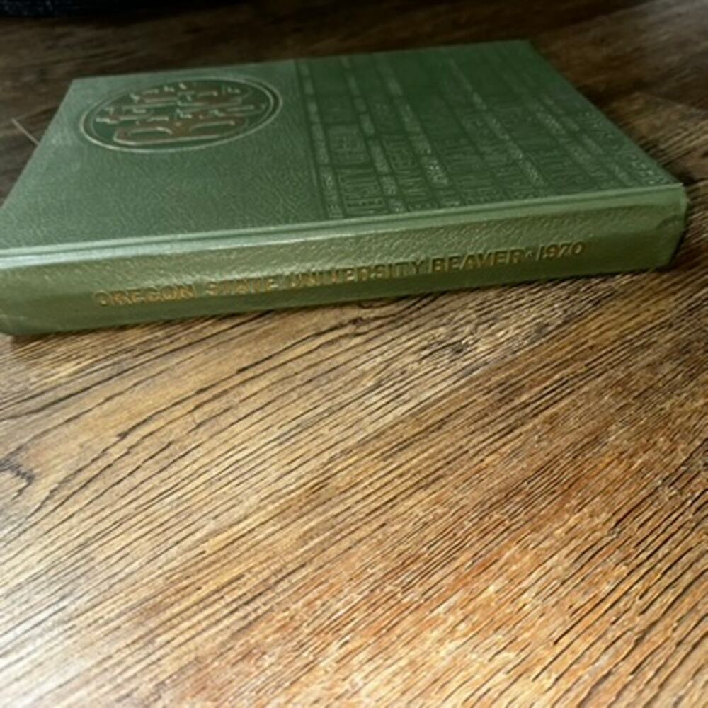 1970 OSU Oregon State University Yearbook "The Beaver" Corvallis Unmarked - Picture 4 of 16